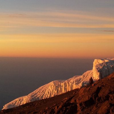 kilimanjaro-climbing-company-sunrise-header